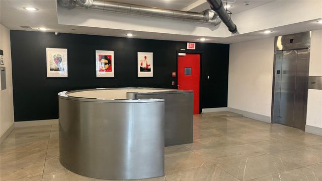 5400 Memorial Drive 812, Houston, TX 77007