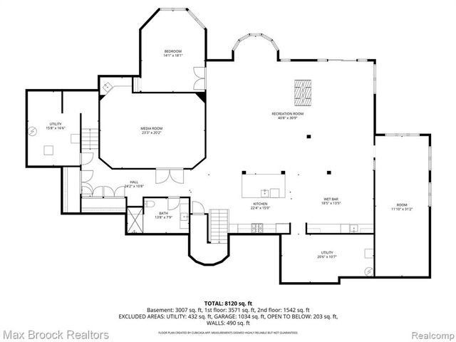 1888 W Tahquamenon Court, Bloomfield Hills, MI 48302