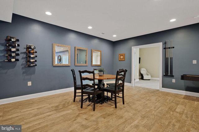 23825 WEATHERVANE PL, Ashburn, VA 20148