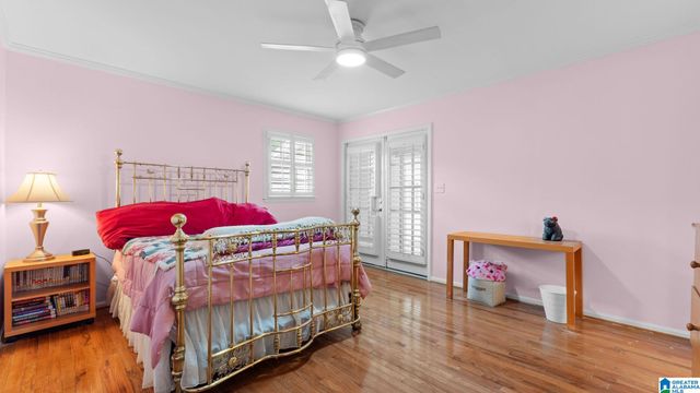 3558 WESTBURY ROAD, Mountain Brook, AL 35223