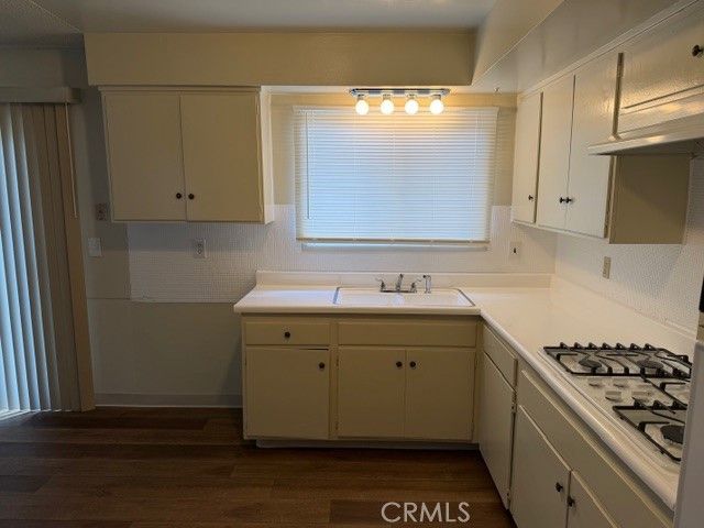 20626 Roseton, Lakewood, CA 90715