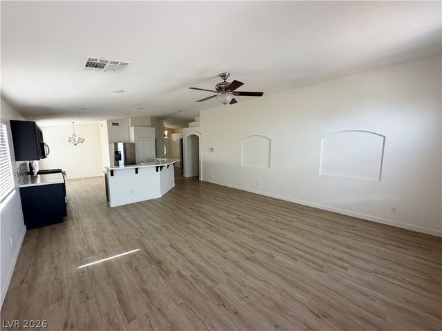 374 Yacht Avenue, Henderson, NV 89012