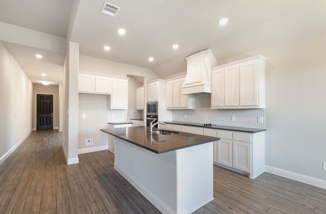 620 Alaina Drive, Desoto, TX 75115