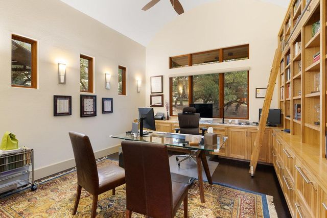 17800 Flagler DR, Austin, TX 78738
