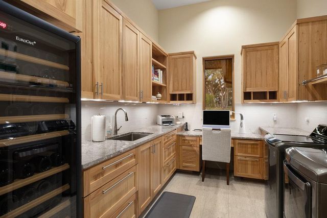 17800 Flagler DR, Austin, TX 78738