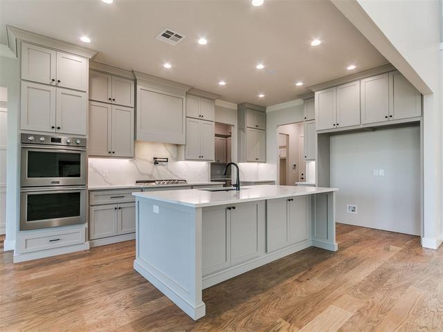 22645 Forester Lane, Edmond, OK 73025