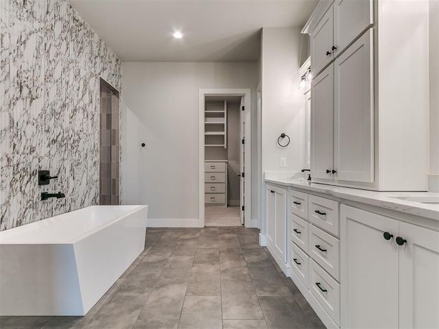 22645 Forester Lane, Edmond, OK 73025