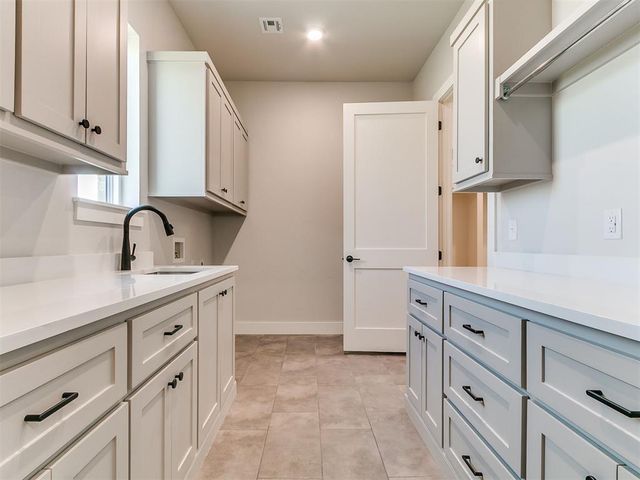 22645 Forester Lane, Edmond, OK 73025