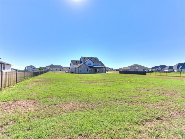 22645 Forester Lane, Edmond, OK 73025