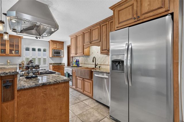 551 RYLANE STREET, De Leon Springs, FL 32130