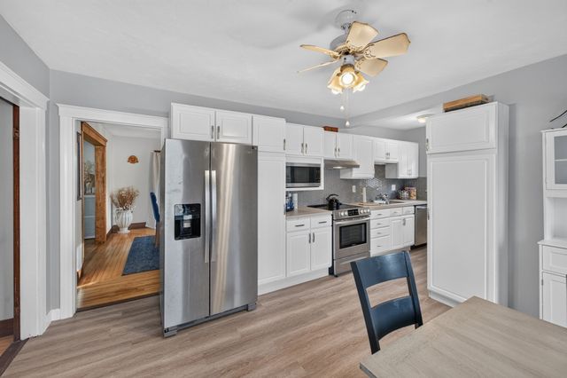 20 Wheelock St, Oxford, MA 01540