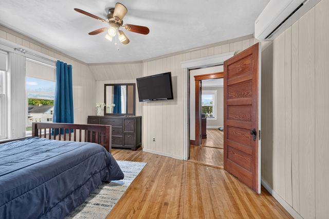 20 Wheelock St, Oxford, MA 01540