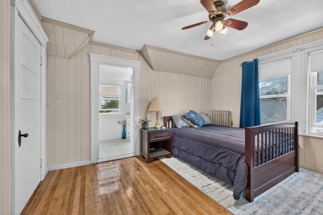 20 Wheelock St, Oxford, MA 01540
