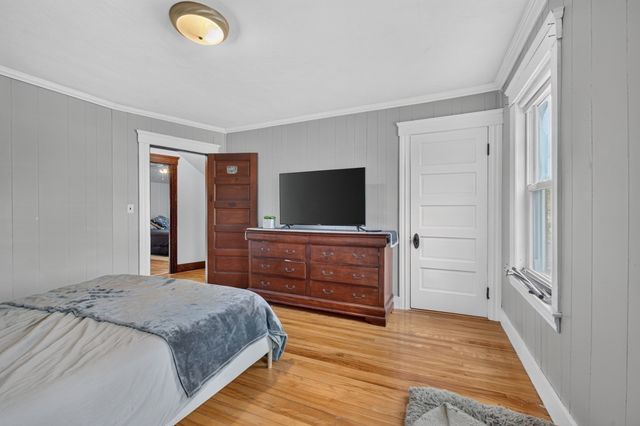 20 Wheelock St, Oxford, MA 01540