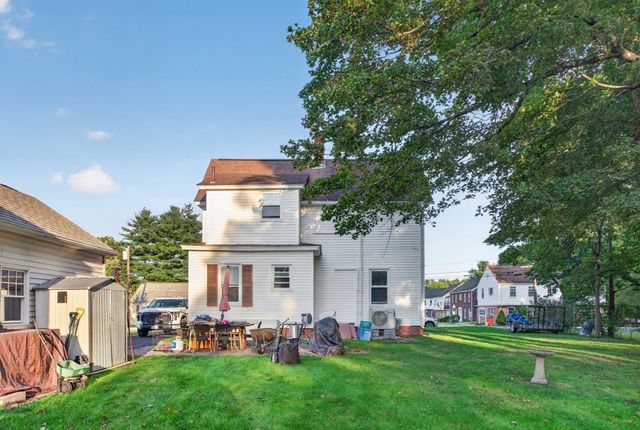 20 Wheelock St, Oxford, MA 01540
