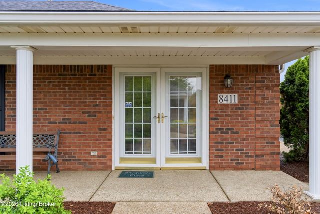 8411 Aspen Glen Way, Louisville, KY 40228