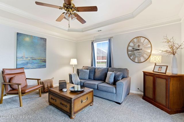 8411 Aspen Glen Way, Louisville, KY 40228