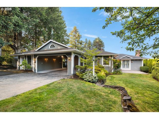 8318 Nw BACON Rd, Vancouver, WA 98665