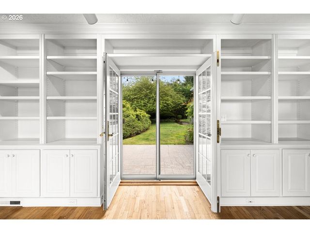 8318 Nw BACON Rd, Vancouver, WA 98665