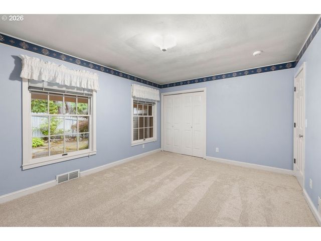 8318 Nw BACON Rd, Vancouver, WA 98665