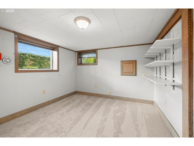 8318 Nw BACON Rd, Vancouver, WA 98665