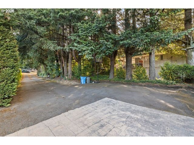 8318 Nw BACON Rd, Vancouver, WA 98665