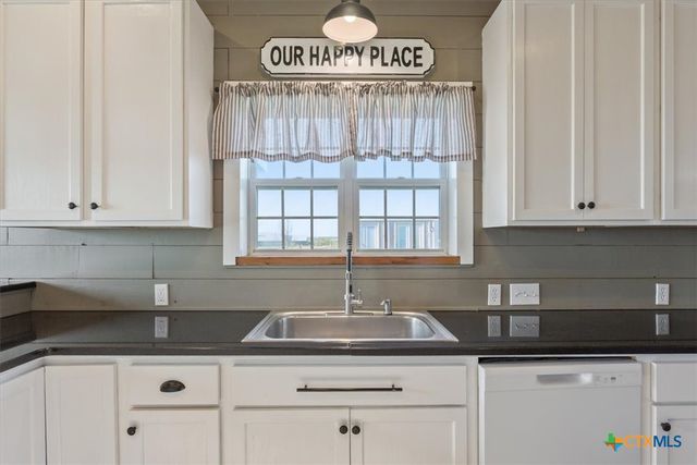 15629 Romberg Road, Holland, TX 76534