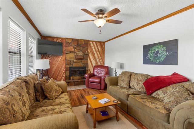 50 Channel Point Road, Eufaula, OK 74432