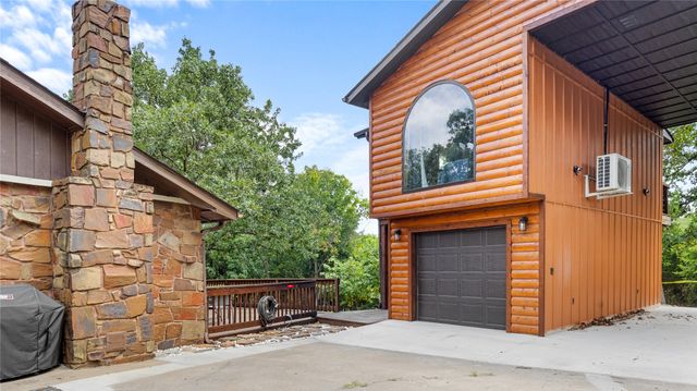 50 Channel Point Road, Eufaula, OK 74432