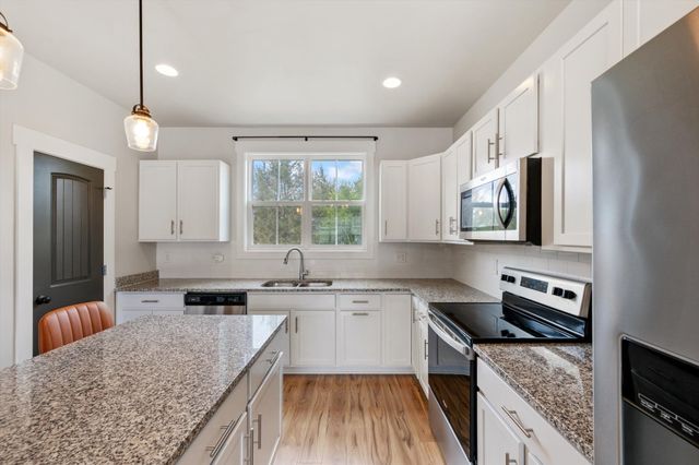 104 Harper Lndg, Chapel Hill, TN 37034