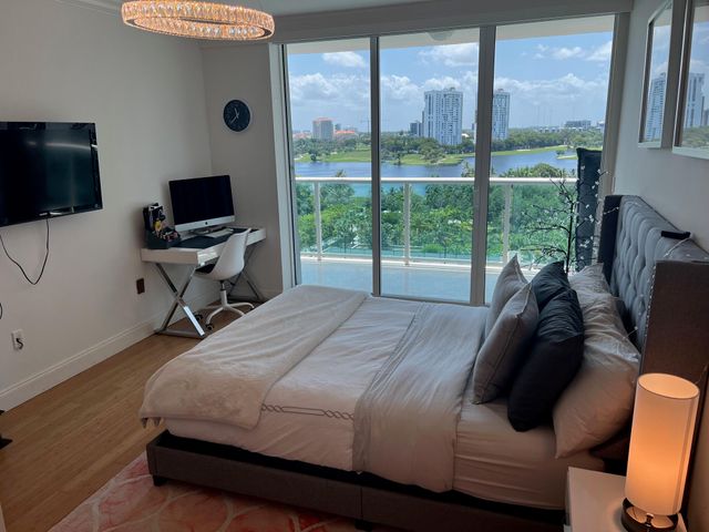 20201 E Country Club Drive 1009, Aventura, FL 33180