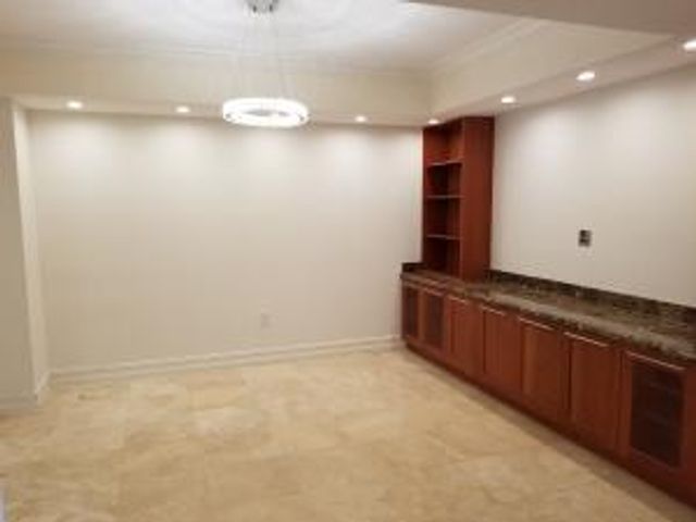 20201 E Country Club Drive 1009, Aventura, FL 33180