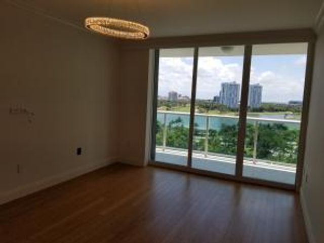 20201 E Country Club Drive 1009, Aventura, FL 33180