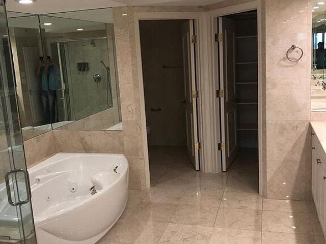 20201 E Country Club Drive 1009, Aventura, FL 33180