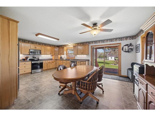 17991 Glendorado Road, Princeton, MN 55371