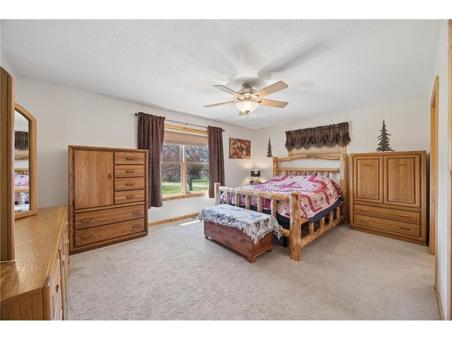 17991 Glendorado Road, Princeton, MN 55371