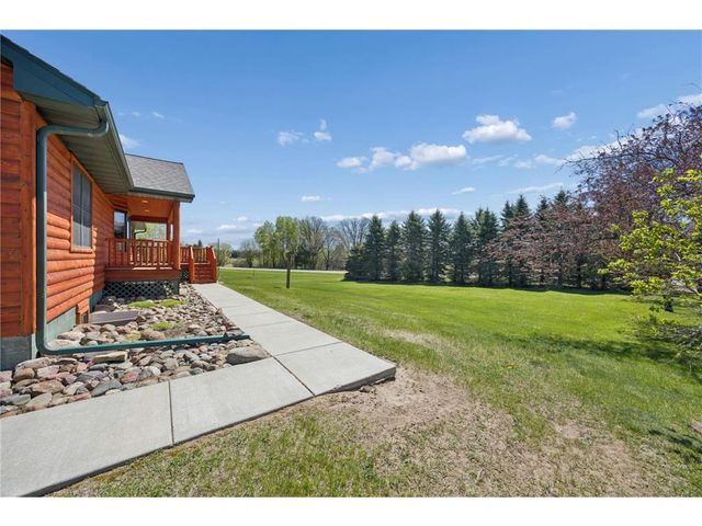 17991 Glendorado Road, Princeton, MN 55371