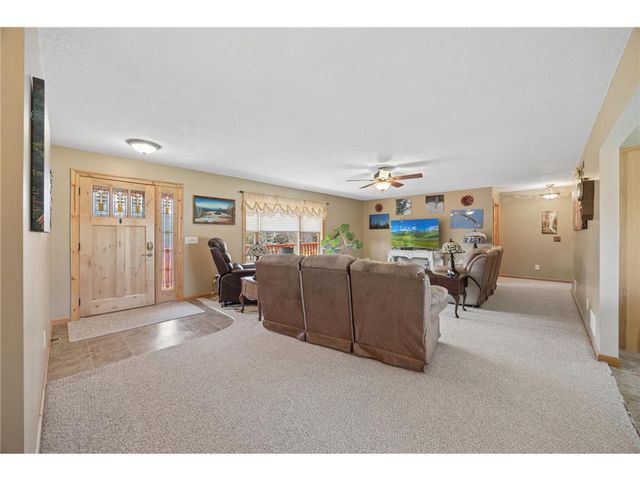 17991 Glendorado Road, Princeton, MN 55371