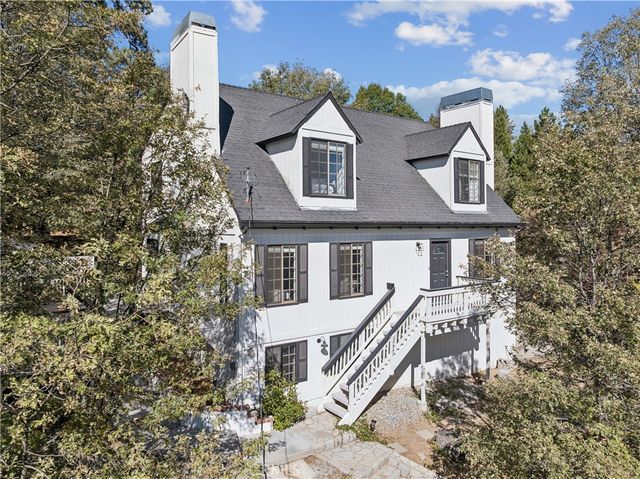 27962 West Shore, Lake Arrowhead, CA 92352
