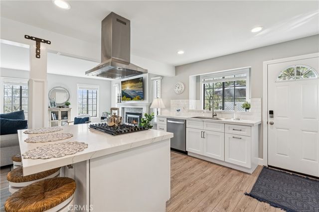 27962 West Shore, Lake Arrowhead, CA 92352