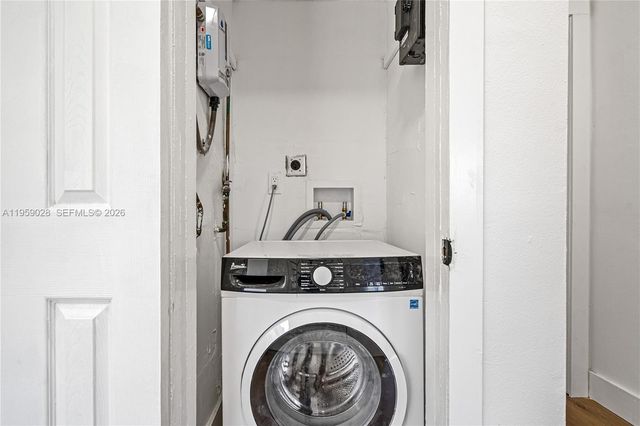 3661 NE 170th St 2, North Miami Beach, FL 33160