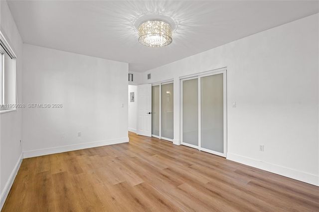 3661 NE 170th St 2, North Miami Beach, FL 33160