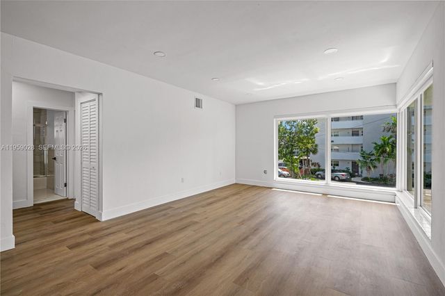 3661 NE 170th St 2, North Miami Beach, FL 33160