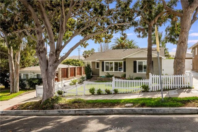 1319 S Irena, Redondo Beach, CA 90277