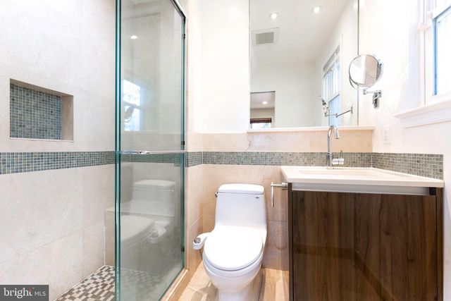 6905 BREEZEWOOD TER #., North Bethesda, MD 20852