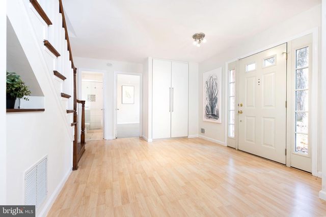 6905 BREEZEWOOD TER #., North Bethesda, MD 20852