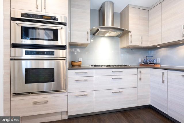 6905 BREEZEWOOD TER #., North Bethesda, MD 20852