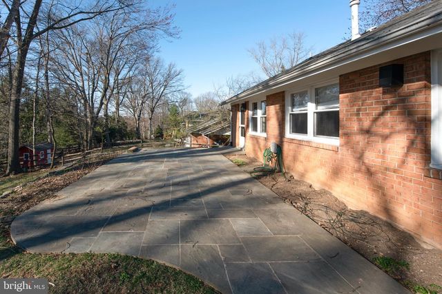 6905 BREEZEWOOD TER #., North Bethesda, MD 20852