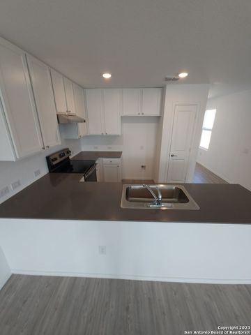 13102 Watrous Dr, San Antonio, TX 78221