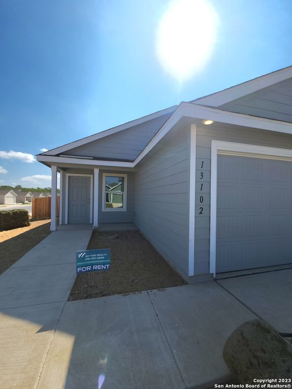 13102 Watrous Dr, San Antonio, TX 78221